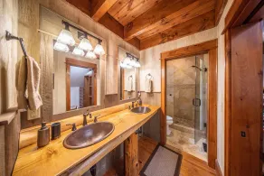 'Mountain Therapy' Luxury Cottage at the Blue Ridge Mountain Club w/ Hot Tub - Image 3