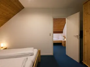 Lovely apartment for 12 guests with WIFI, TV, balcony and pets allowed - Image 4