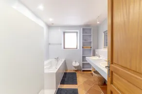 2 self-catering cottages on the same estate in the heart of South-West France - Image 2