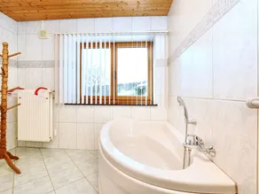 Holiday Home in Schצnberg with Jacuzzi - Image 3