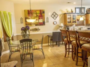 Comfy home in military community - Image 5