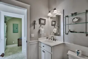 Sylvia's Cottage - Image 2