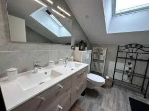 Cozy lodge with SPA, pets allowed and parking - Image 5