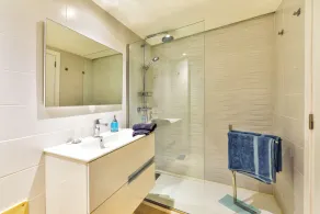 Neu Wohnung am Strand / New apartment in the beach - Image 2