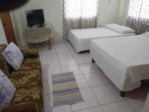 Seaside Getaway at Goodheart's Comfort Inn - Image 2