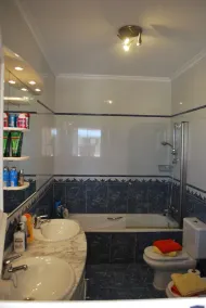 Large, comfortable 5-bedroom villa-ideal for large families - Image 4