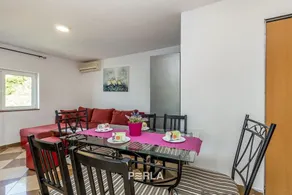 Holiday house BELLA MARE with stunning sea view 50m from the beach in Vrbnik on Krk island - Image 4