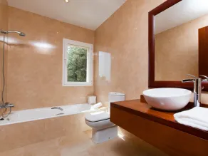 Luxuriöse Villa für 8 Personen mit herrlichem Pool und Aussicht, AACC, - Image 4