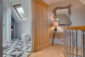 Brook Barn with Sauna & Hot Tub - Image 5