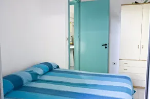 Apartamento en Torre dell'Orso con jardín y garaje a 300 metros de la playa. - Image 3