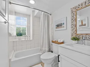 Beautiful Oceanside Mariner`s 3 Bedroom Townhome - Image 3