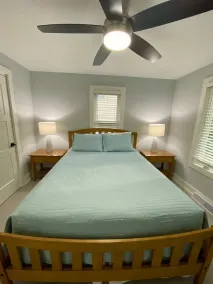 Blue Water Hideaway...Awesome renovation...Incredible River Views...Free Wifi - Image 4
