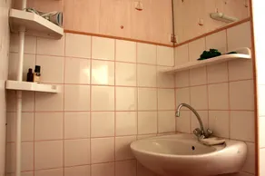 Comfortable, functional and quiet longère. 1km from Pont Aven - Image 4