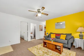 Peaceful and Private Suite near Mary Washington - Image 4