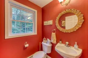 Welcome to Laurel Hill in Beautiful Manchester VT 5 Bedrooms Sleeps 10 EVCharger - Image 2