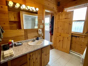 Relaxing, water view cottage in the most desirable area on the Island - Image 2