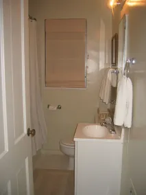 Spacious & Charming 1-BR Apartments For Extended Stays Near CalTech, Huntington - Image 2