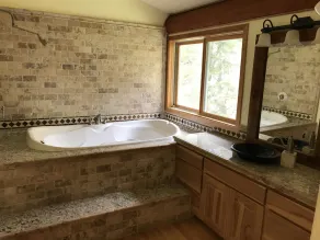 6 BDRM Log Cabin on Big Fall Creek - Image 4