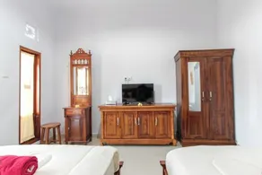 Two Guest House Nice Place To stay - Image 3