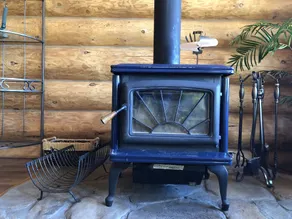 Cozy Custom Log Cabin Nestled within Mile High Estates - Image 3