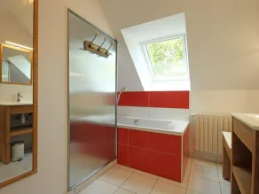 Gîte confortable avec animaux, jardin et wifi inclus, cadre paisible en Normandie - Image 4