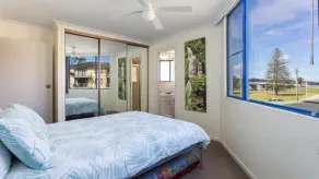 Heritage 202 wonderful water views, air-conditioning and Wi-Fi - Image 4