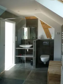 5★ Property with Panoramic Sea View in Morgat – Pool, Spa & Walk to Beach - Image 3