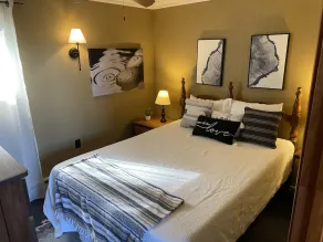 Rustic Riverfront Getaway Directly On The River!!  You can't get any closer! - Image 4