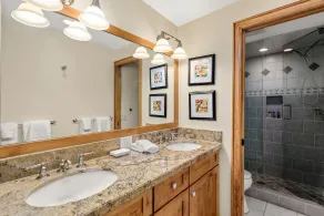 Charming 2BR/2BA Snowmass Condo with Shared Hot Tub - Image 2