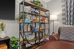 Updated cabin near Lake Como and Downtown Lake Geneva! - Image 5