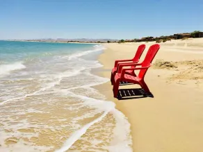 PROMO-Beach Front on a Sandy Beach, Hi speed Wi-Fi- Gated community - Image 2