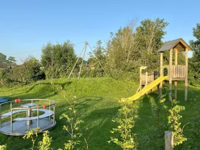 Wonderful holiday home with fireplace, garden, WiFi & new kitchen - Image 3