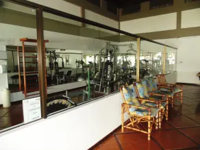 Condominium with complete leisure facilities: 4 swimming pools, 5 sports courts, canteen, soccer field. - Image 2