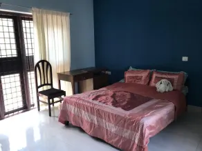 4000 sq ft spacious lexuary house - Image 5