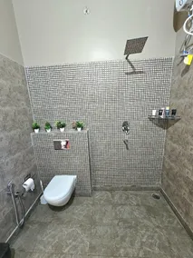 Private Garden Villa by Ganges. 2BK with beautiful Garden/Kitchen/Wi-Fi/Parking - Image 3