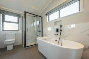 14 Westgate - Image 3