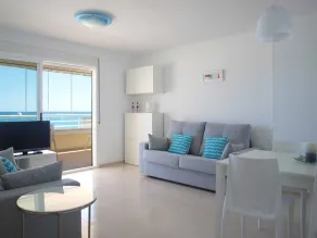 Spectacular Beachfront - Image 3