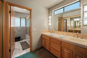 Lakeview Haven - Image 2