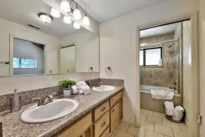 Mv62 lakeview condo with hot tub - Image 2