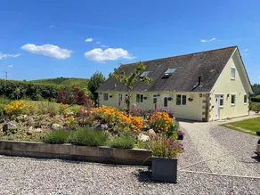 Devon rural country B&B Suite of rooms  with guest lounge and bathroom. - Image 5