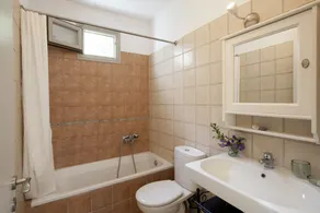 Kallisti Daphne · Magnifique Villa - une oasis pour 8 personnes - Image 2