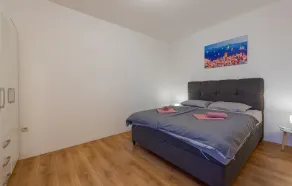 Gorgeous Apartment In Turanj With Wifi - Image 3