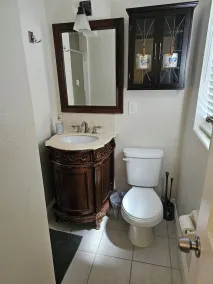 A comfortable home close to the city, yet tucked away from the noise. - Image 4