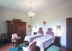 Villa in Ponte A Vicchio mit 7 Schlafzimmern 14 Schlafplätzen - Image 2