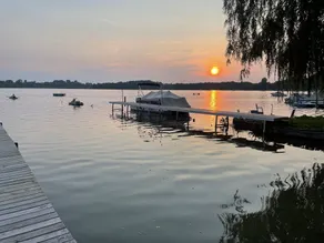 Cozy, quiet cottage on beautiful lake 30 minutes from Ann Arbor - Image 1