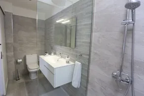 Individual house, with 3 bedrooms, 3 bathrooms, living room, kitchen, garden - Image 4
