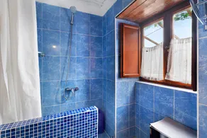 Holiday Home 'Casa Azul del Roque Negro' with Sea View, Terrace and Wi-Fi - Image 4