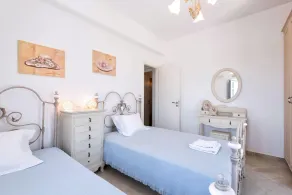 Beautiful Paros Villa | Villa Vanta II | 3 Bedrooms | Private Pool | Beach Front - Image 5