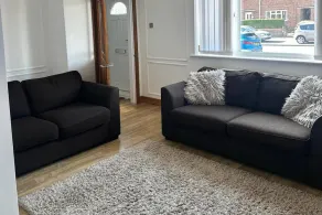Hartlepool-3 bd House-Sleeps5-Free Parking,Netflix - Image 5