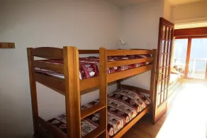 Ski-in/ski-out & foot of the slopes, 2nd floor, view mountain, balcony, tv, 32m², Auris en Oisans - Image 4